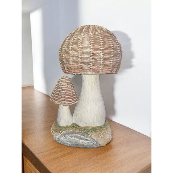 Decorative Mushroom 8.5" Ratan Look - Picture 1 of 3